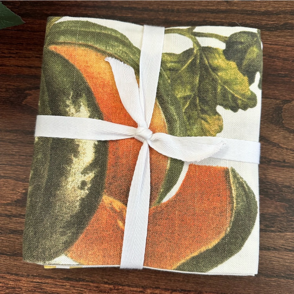 NWT William Sonoma pumpkin tea towels, 2 pack - Picture 3 of 4